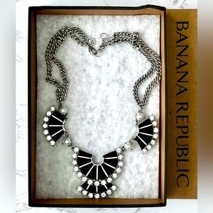 Banana Republic statement necklace